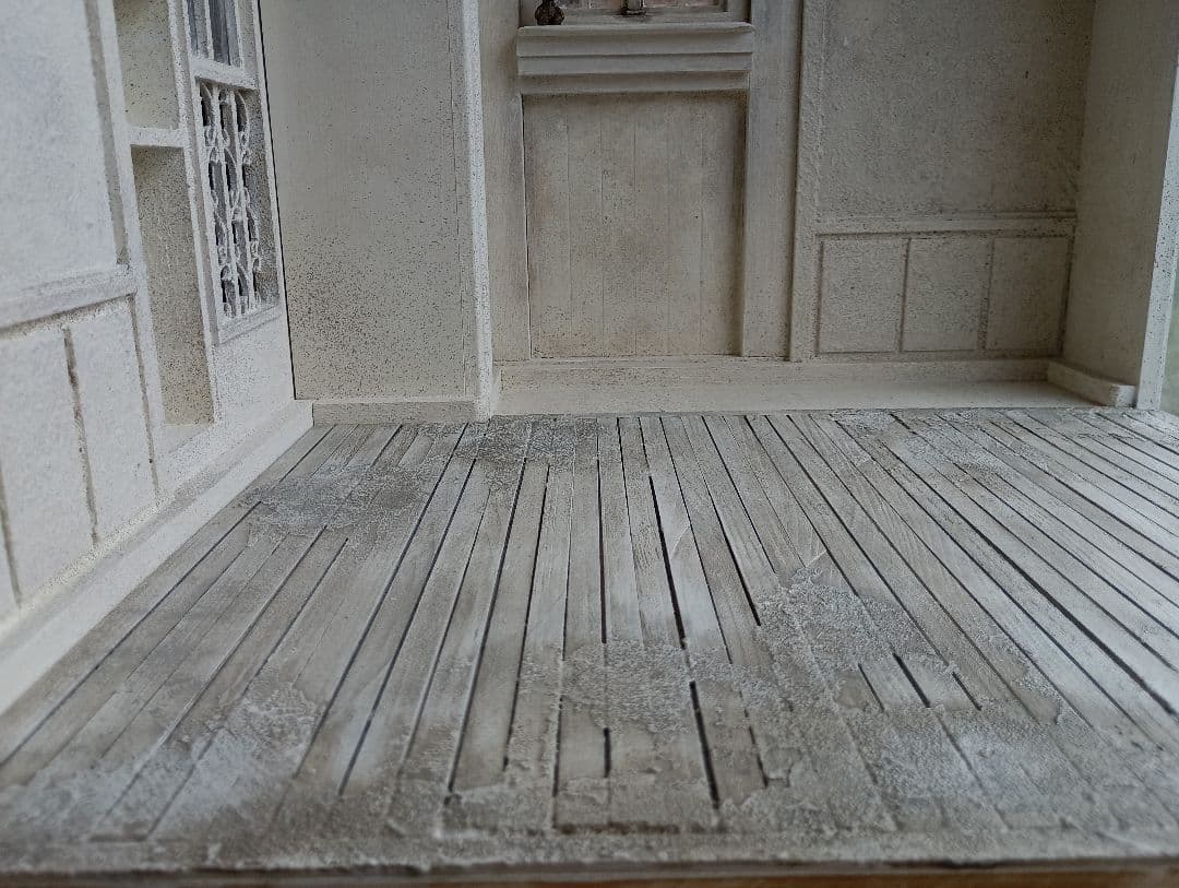 NO.96　組立式: 木製 ドールハウス　背景ボード