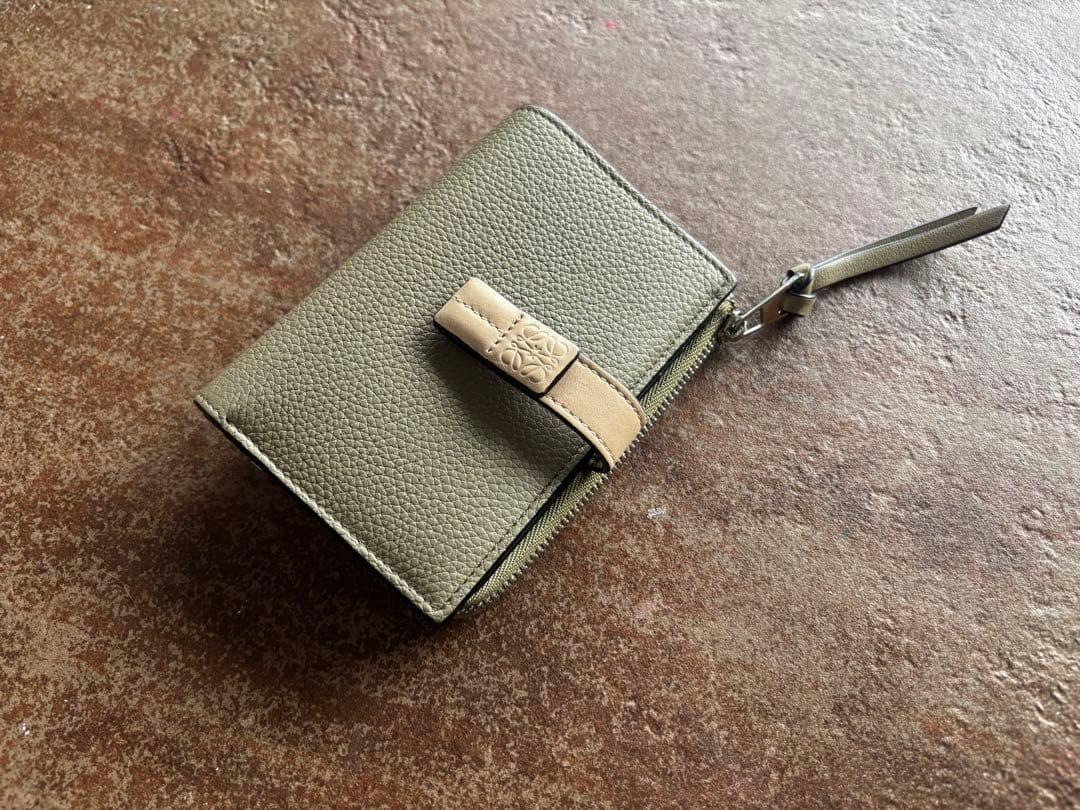 【美品】ロエベ スリムジップ バイフォールド ウォレット ソフトグレインカーフ