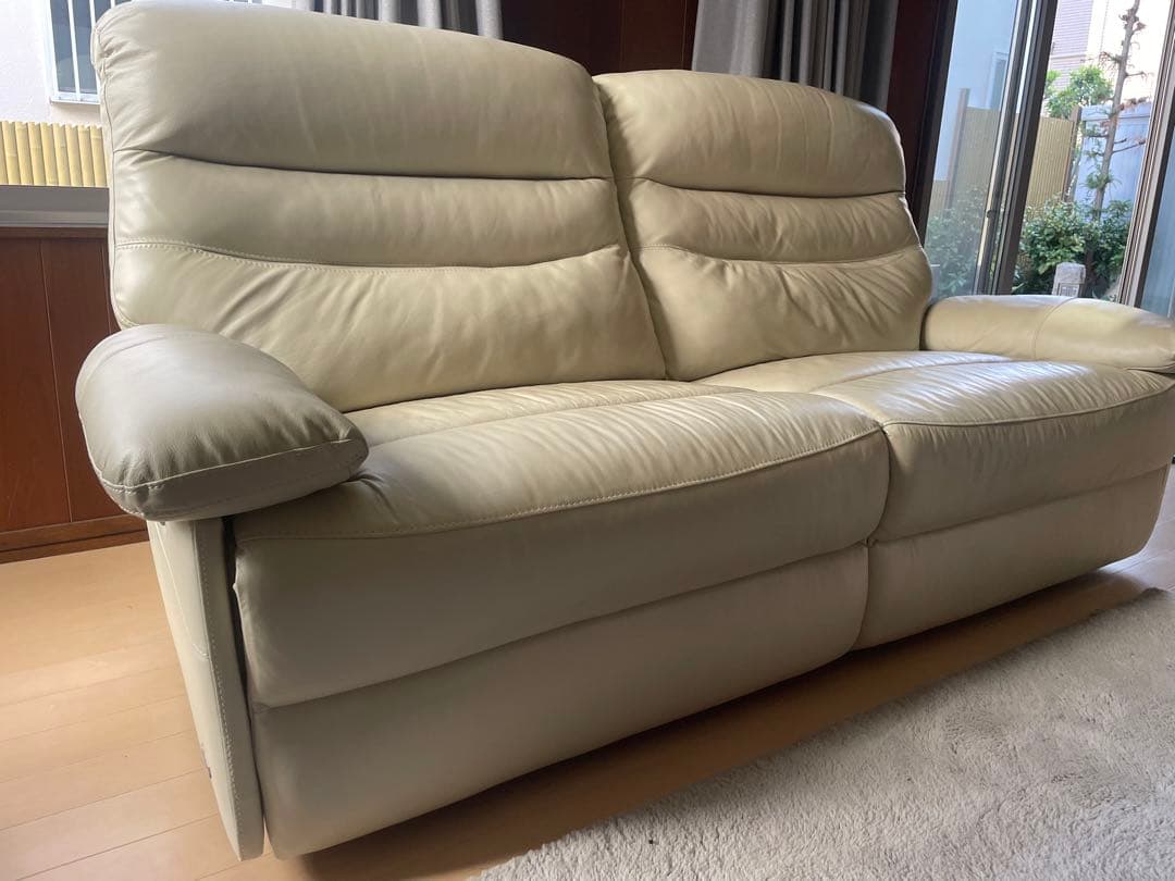 Kazu様　VIOLINO ホワイトレザー3人掛けソファ