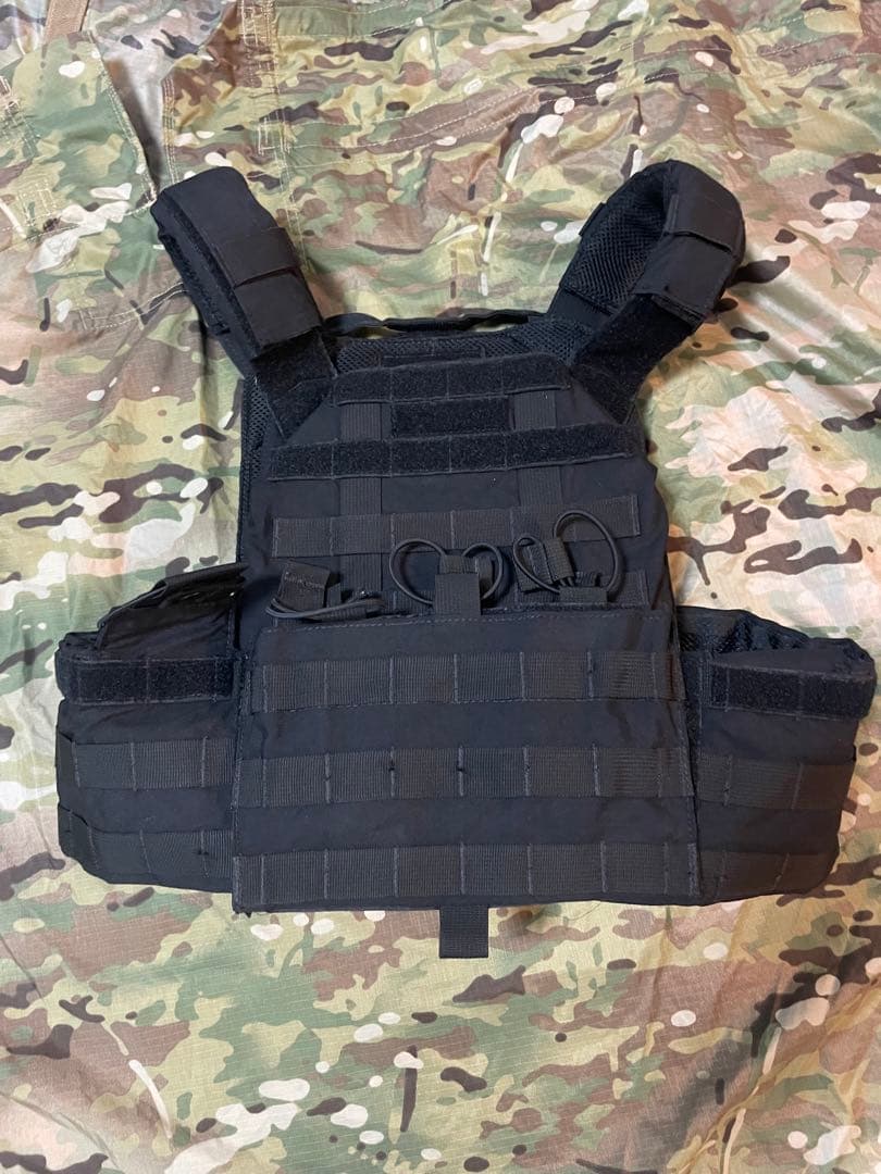 実物 T3Gear Geronimo 2 プレートキャリア M76