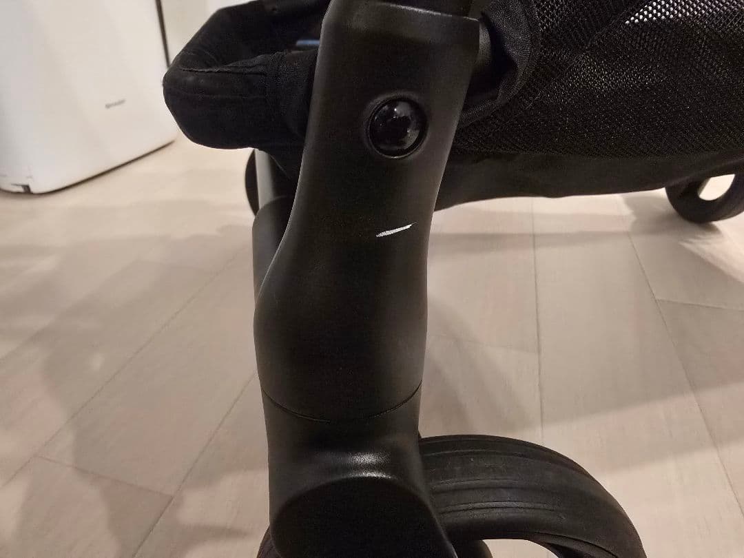 【2025年4月購入】アップリカ ルーチェフリー AB ブラック【美品】