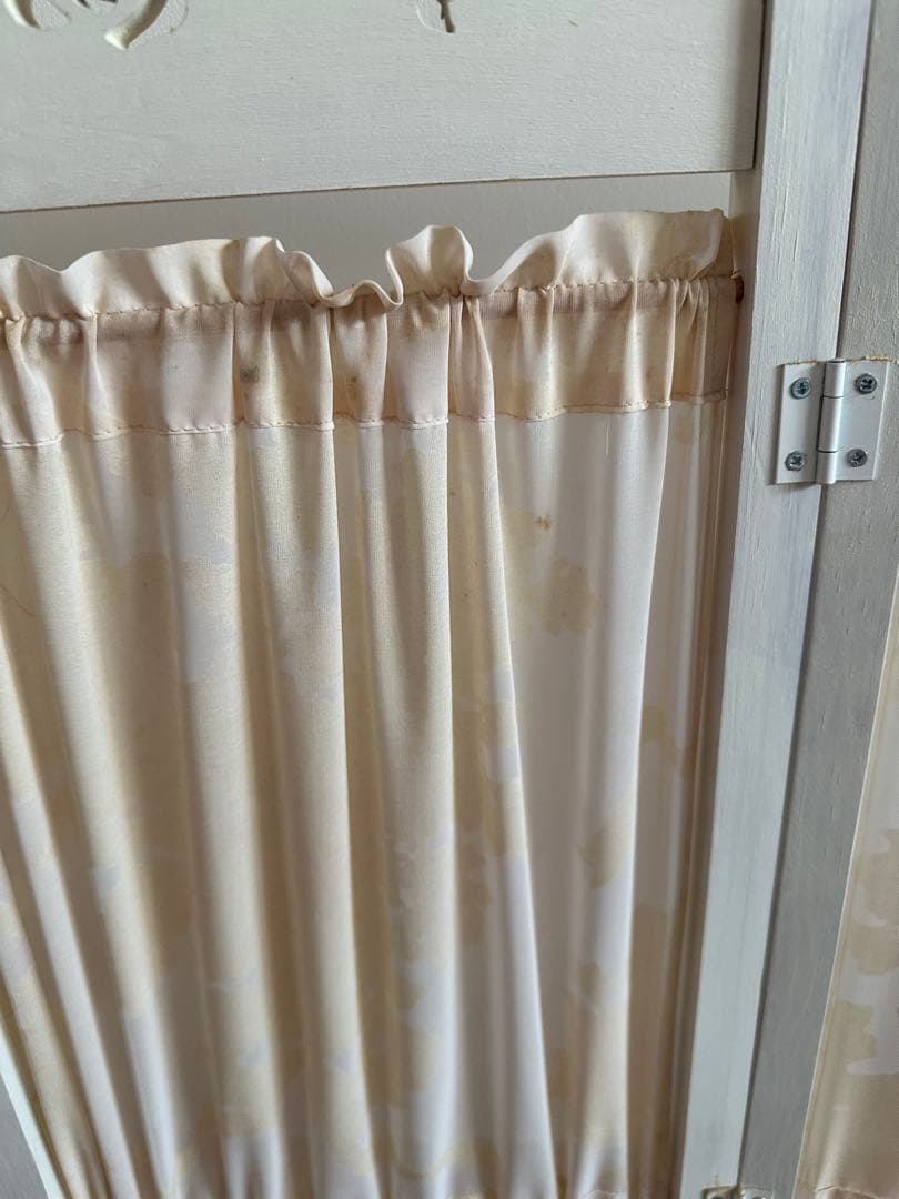 イマン/マニー木製パーテーション 花柄カーテン付き/アンティーク/ドール