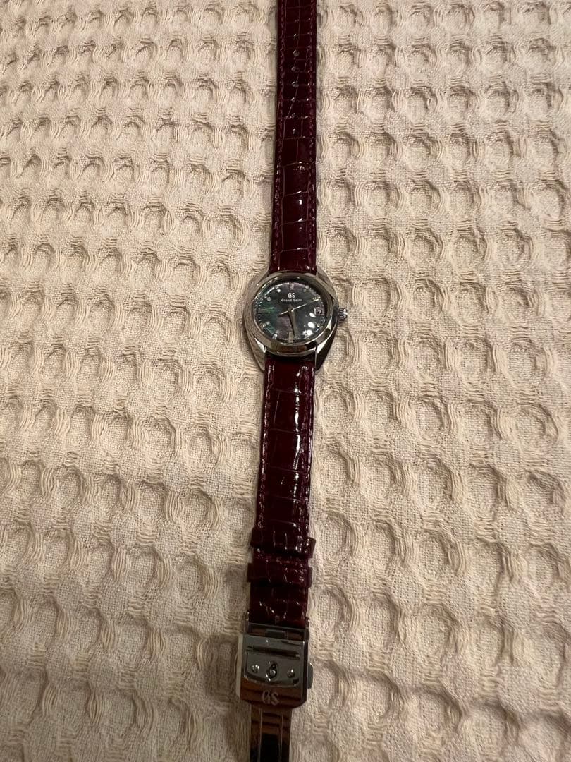 グランドセイコー　エレガンスコレクションレディース　シェル文字盤 ダイヤ値下げ❗️