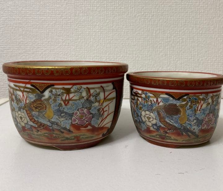 九谷焼≪ 九谷庄三銘 ≫ 金彩赤絵色絵 花鳥・竹林の七賢人図 丸形三足小品植木鉢