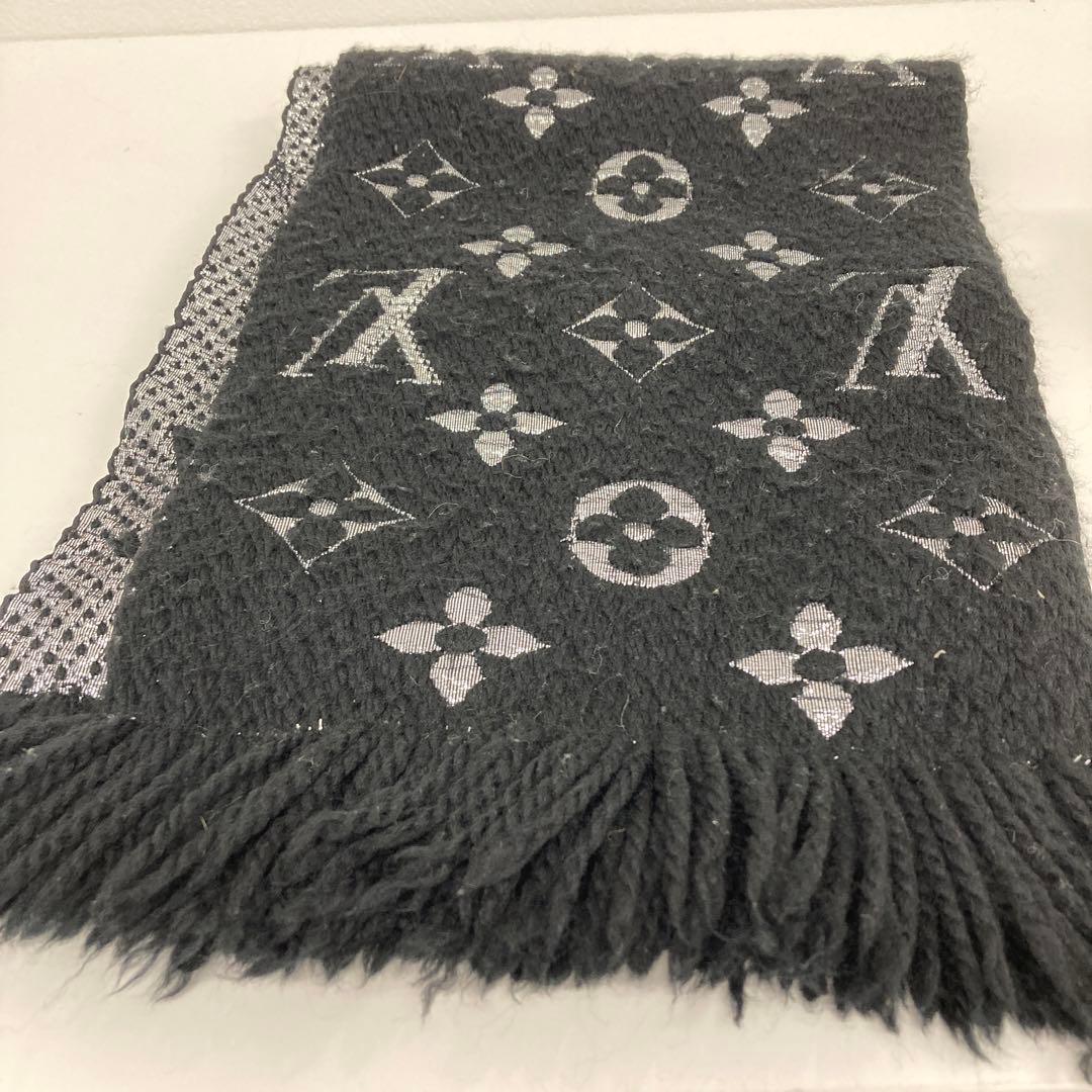 Louis Vuitton グレー マフラー