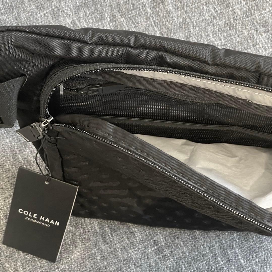 COLE HAAN ブラック セントラル スリングバッグ