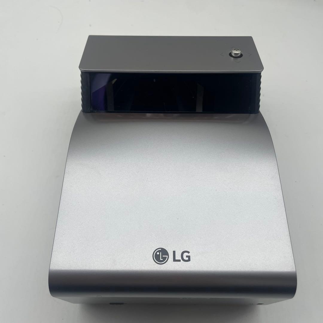 【中古美品】LG 短焦点プロジェクター PH450UG-GL