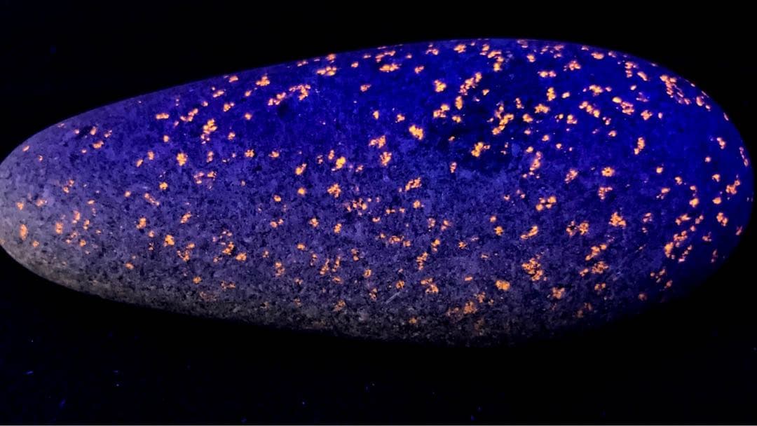 ㊹ユーパライト、光る石、鉱物、天然石、お守り　コレクター