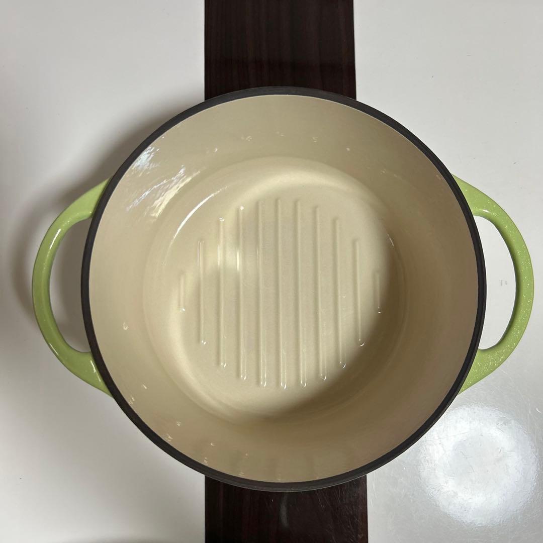 バーミキュラ　無水鍋　ホーロー鍋　ライトグリーン　22㎝