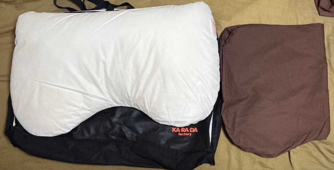 枕 寝ながら骨格サポートトリプルフィットKARADA Factoryカバー付
