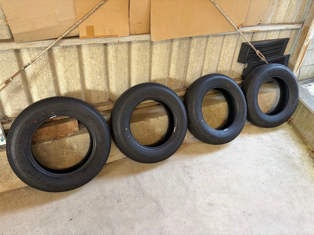 スズキ ジムニー JB64 純正タイヤ