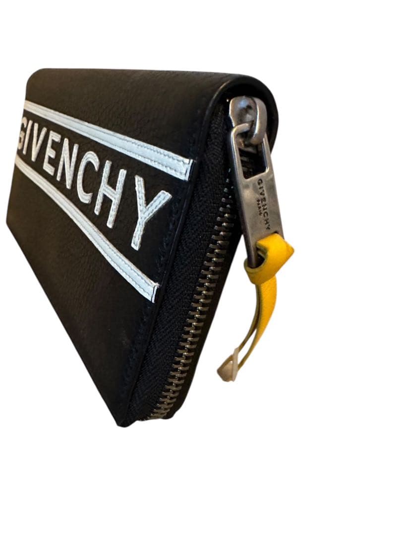 GIVENCHY ブラックレザー メンズ長財布