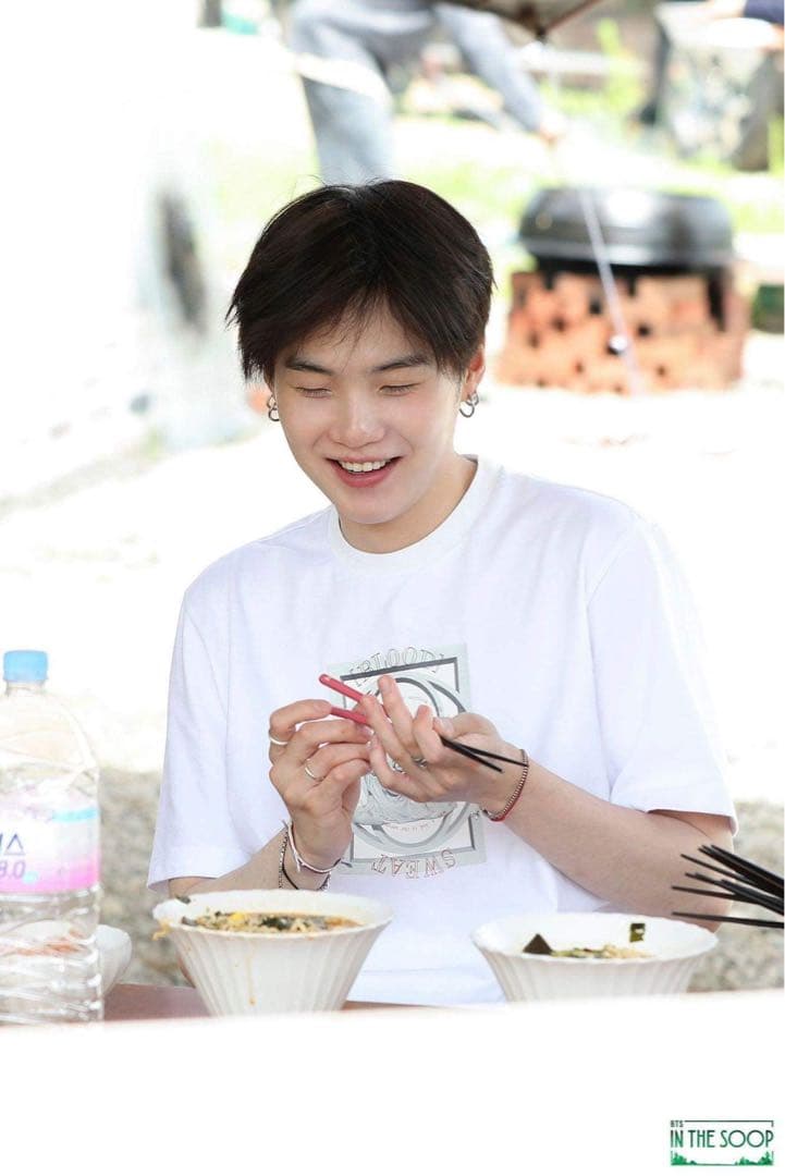 廣州窯×BTS 紅梅シリーズ 1人麺鉢セット ユンギ ホソク テヒョン