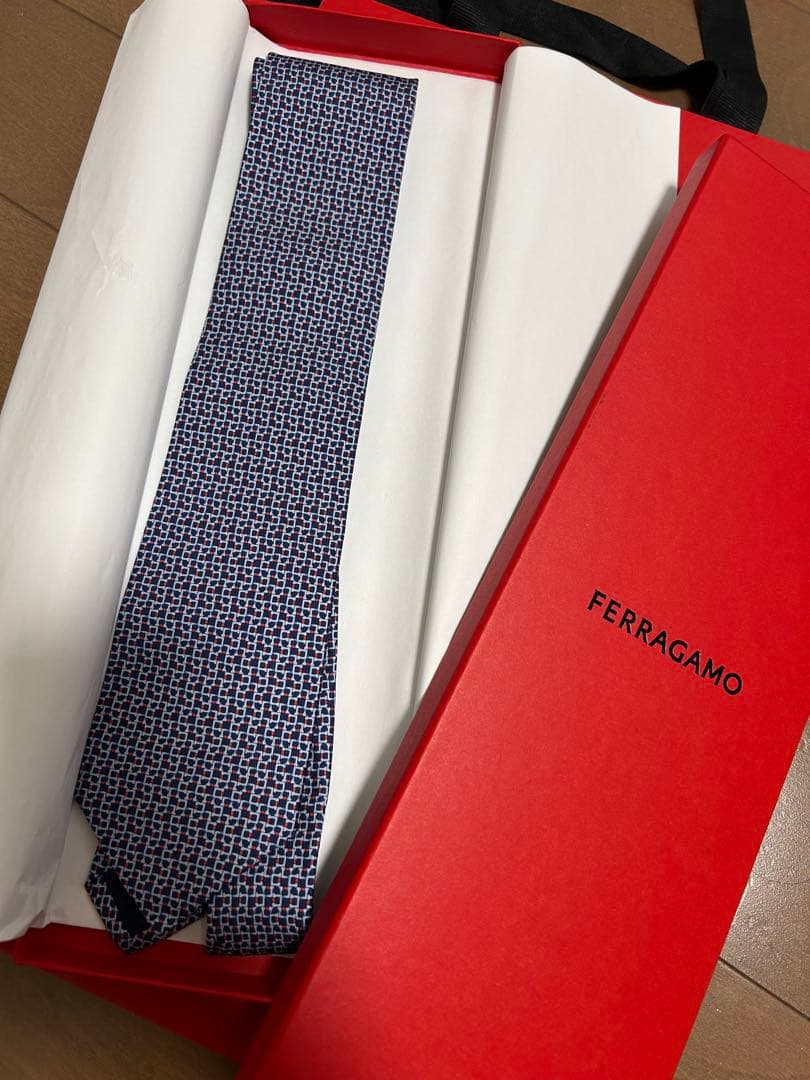 FERRAGAMO ネクタイ ネイビー/レッド 100%シルク
