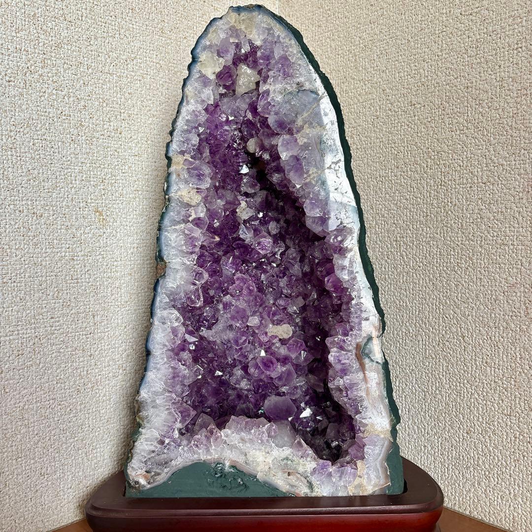 限定セール！天然石アメジストドーム　カルサイト付玄関置物宝石縁起物金運開運