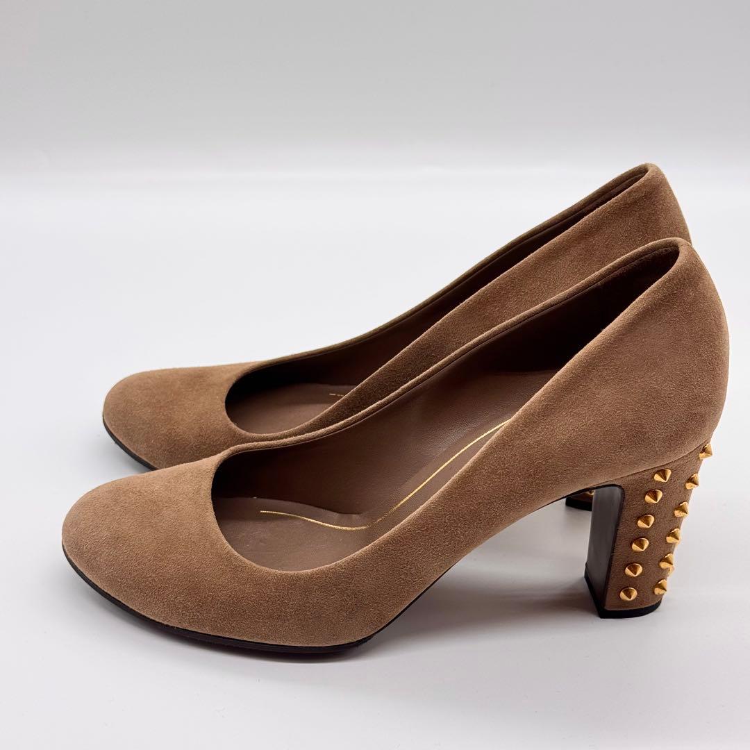 美品✨GUCCI/ラウンドトゥスタッズパンプス/ベージュ 大きめサイズ25.5㎝