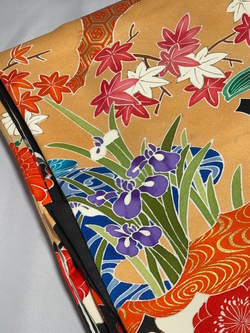 [美品] 高身長　振袖　黒　古典柄　松竹梅　駒刺繍　成人式　卒業式　礼装　結婚式