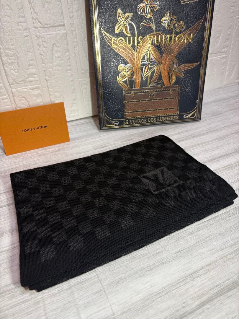 【極美品】LOUIS VUITTON ルイヴィトン マフラー ダミエ 黒