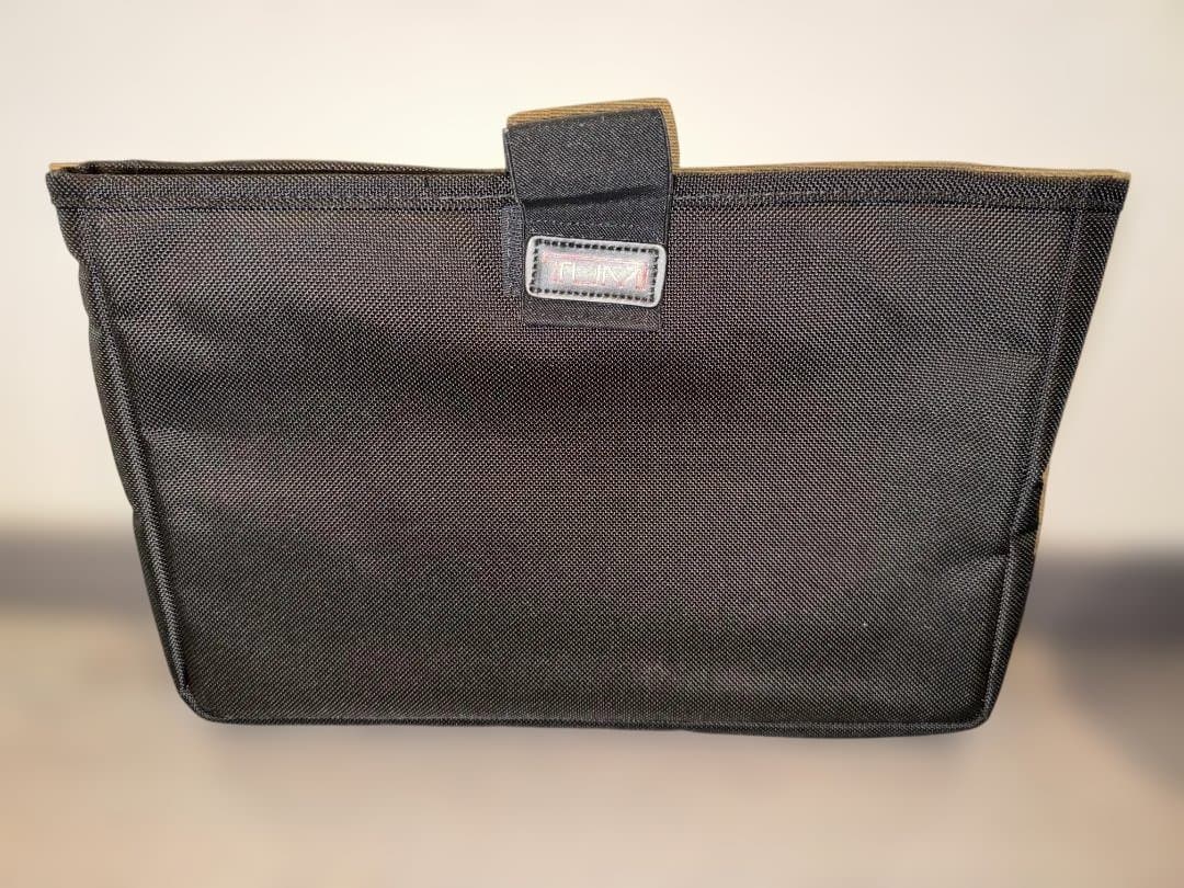 TUMI ビジネス　トートバッグ　Villa　073907D