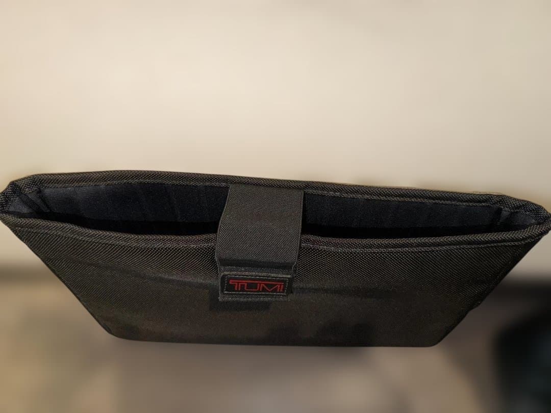 TUMI ビジネス　トートバッグ　Villa　073907D