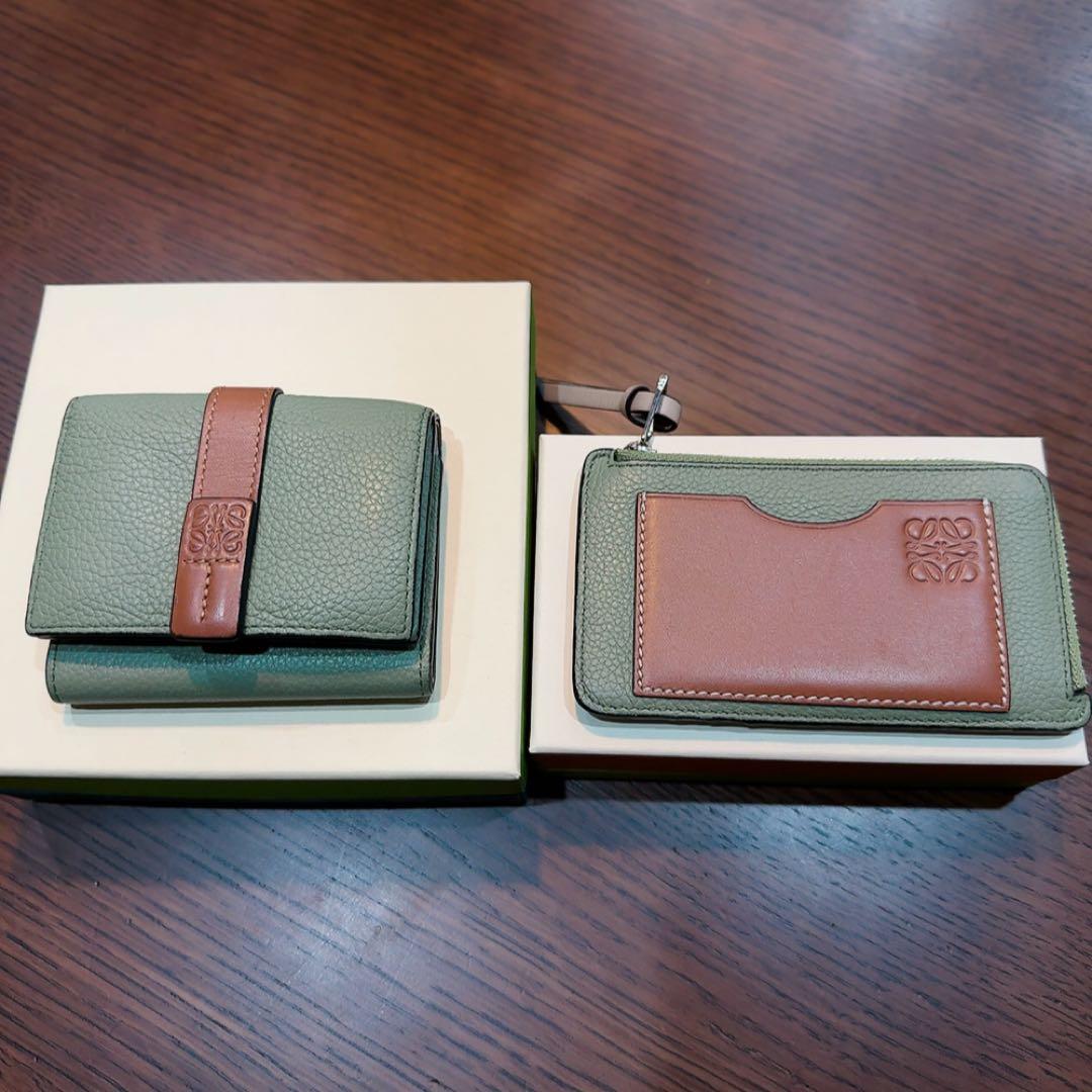 ロエベLOEWE 三つ折り財布＆カードホルダーセット　ローズマリータン