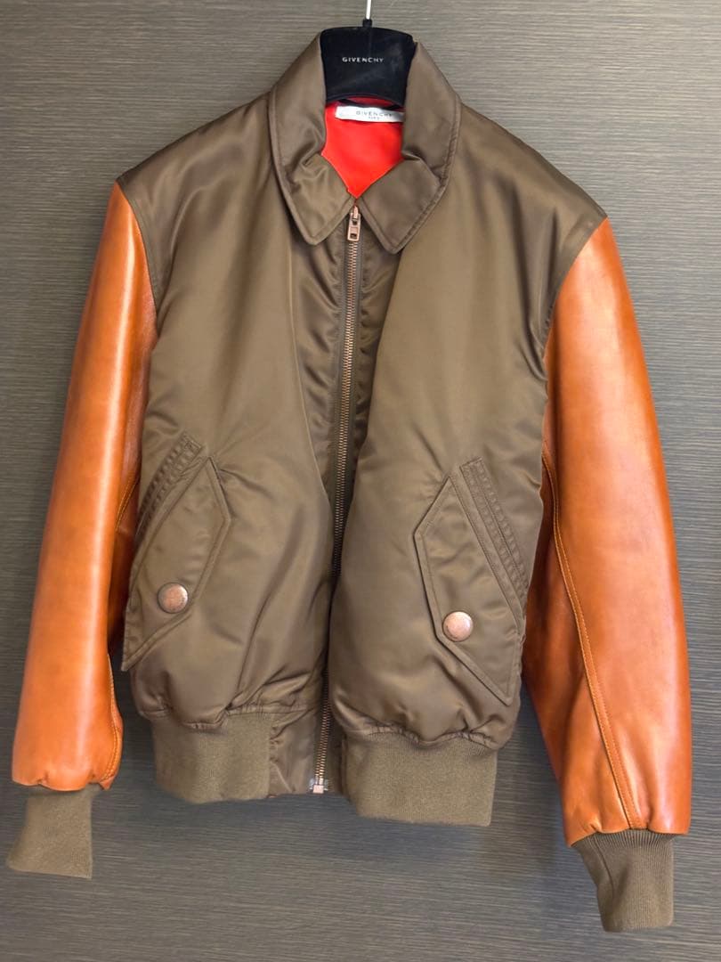 【最終価格45,000円】新品　ジバンシー　￼レザー切替ジャケットL相当