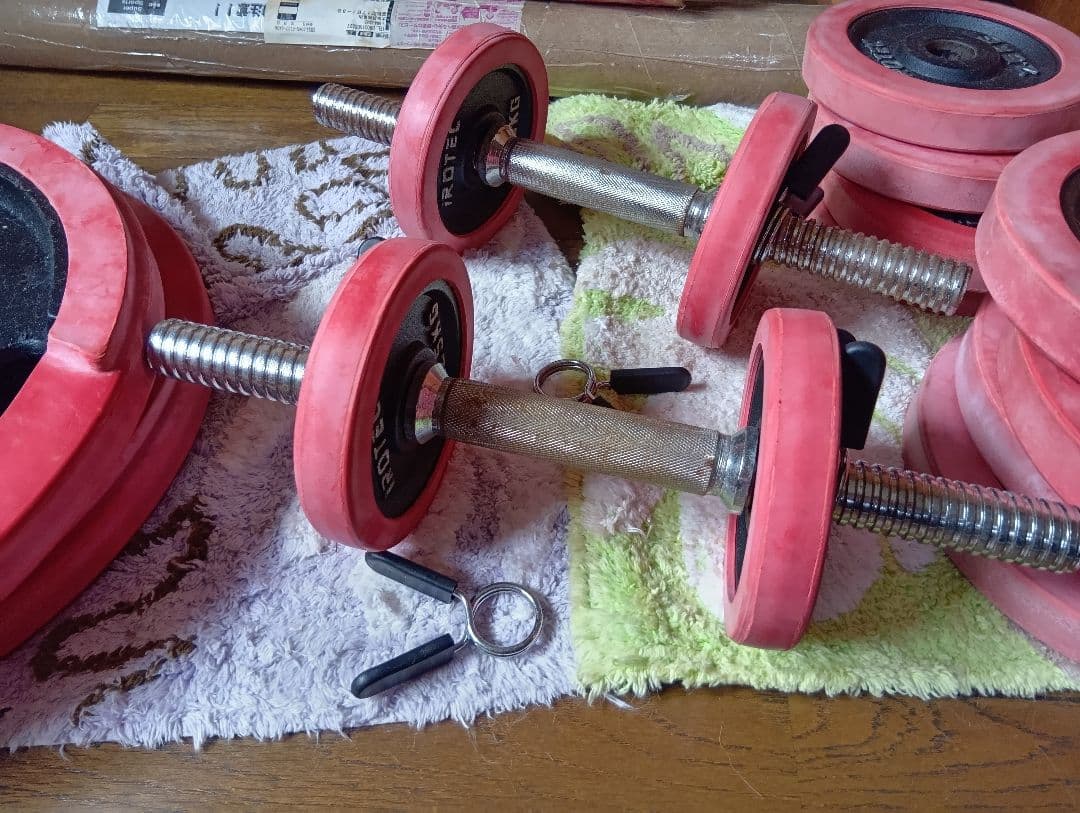 iROTEC アイロテック　ダンベルセット　大阪直接引き取り限定でお願いします。