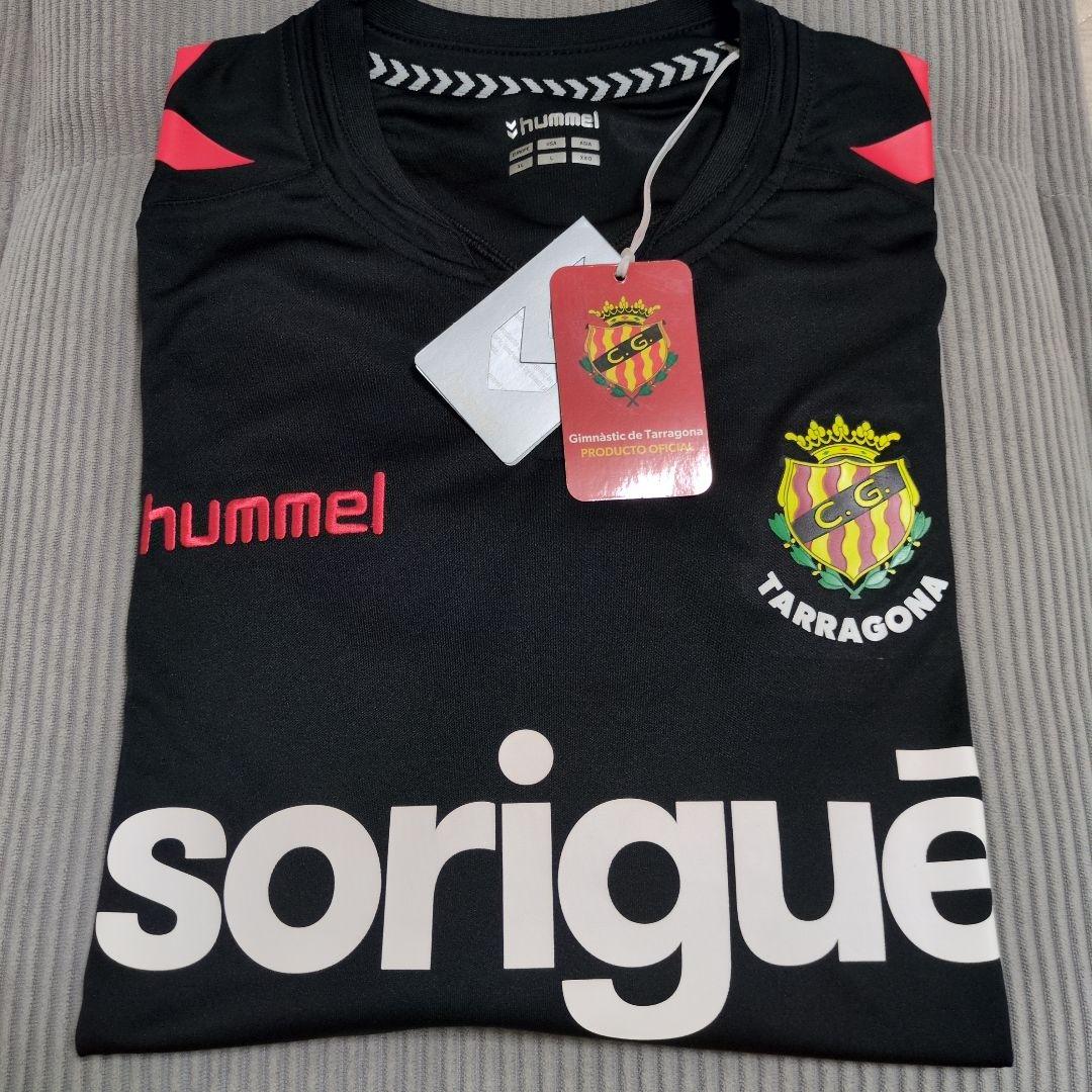 ジムナスティック・タラゴナ　hummel XＬ　新品未使用　激レア品！！