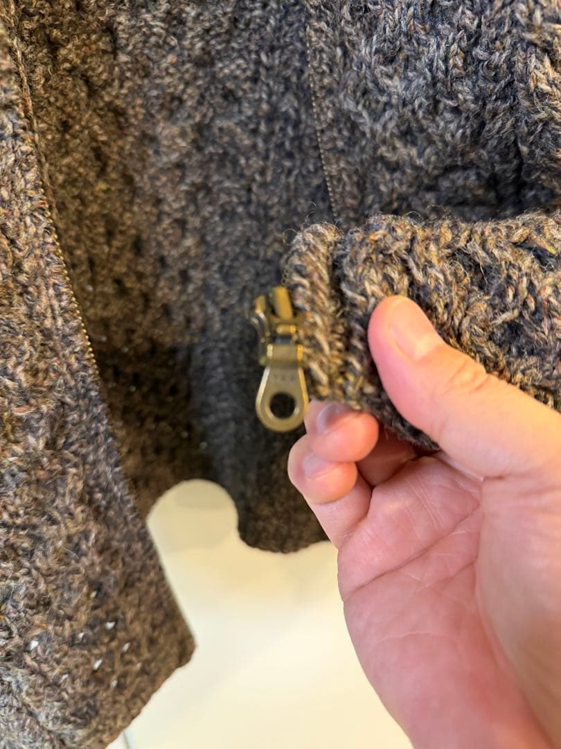 アテナデザイン　ジップアップ　カーディガン