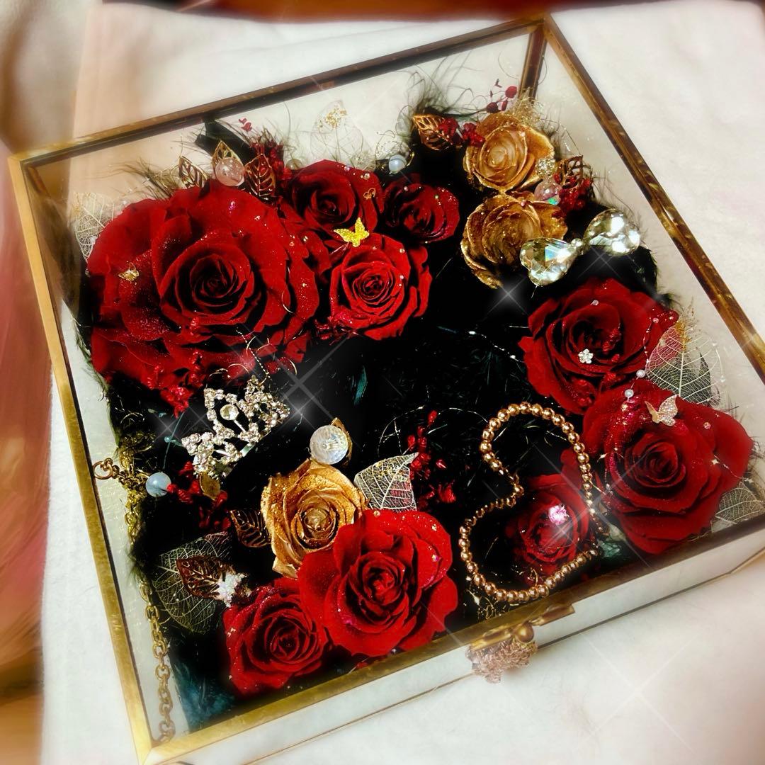 真鍮ガラスボックス・プリザーブドフラワー・スクエアー・高級プリザーブドフラワー