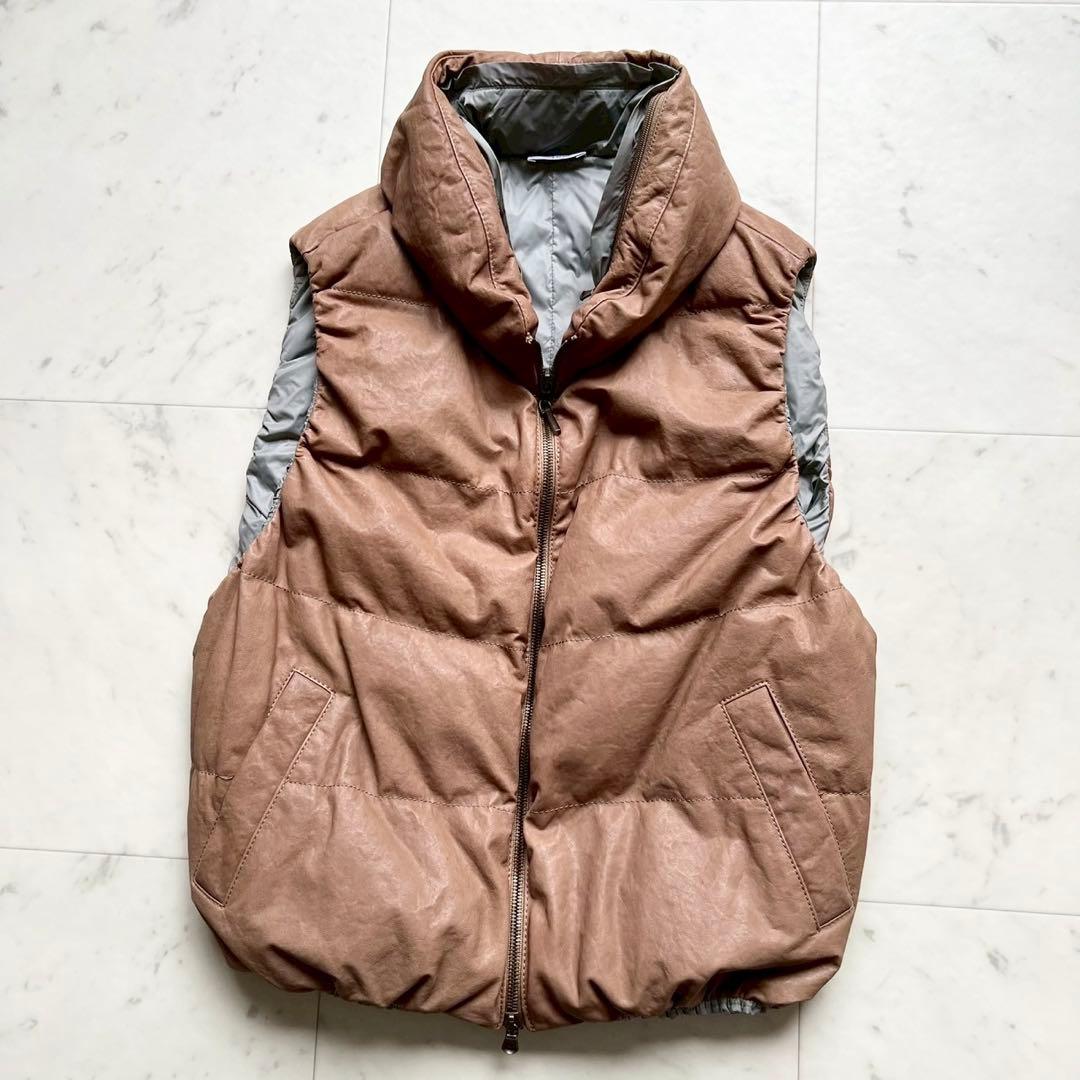 極美品 BRUNELLO CUCINELLI ラムレザー ダウンベスト フード付