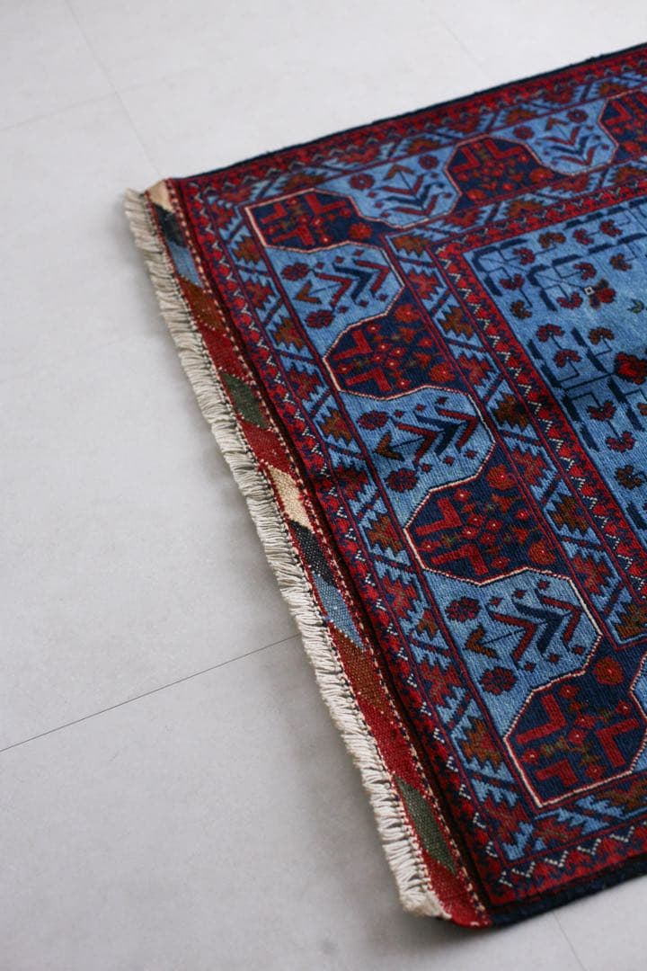 【新品】143cm×100cm アフガニスタン　トライバルラグ　ソファサイズ