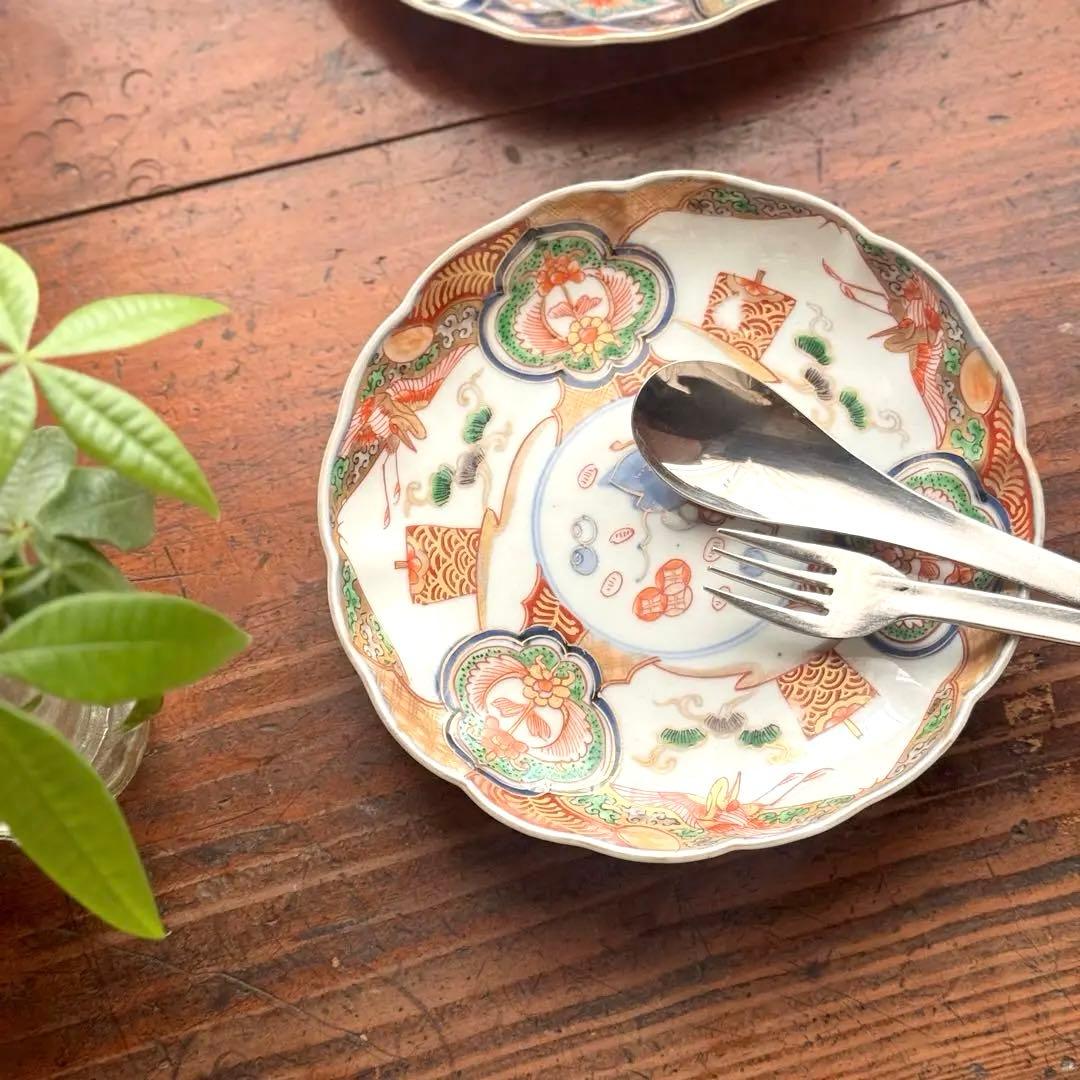 骨董皿　古伊万里金彩色絵皿　宝尽くし宝船花鳥文 平皿2枚