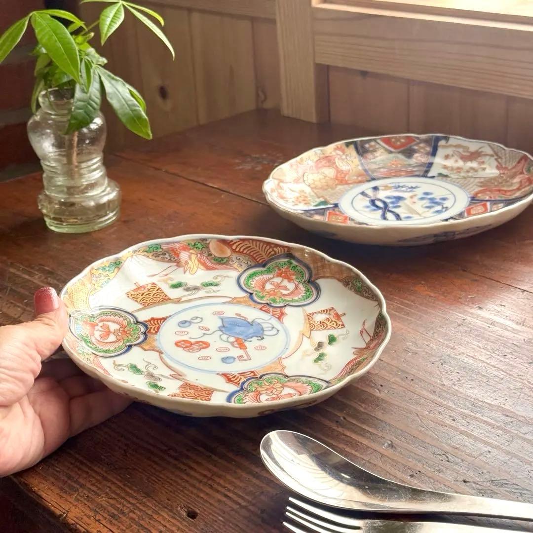 骨董皿　古伊万里金彩色絵皿　宝尽くし宝船花鳥文 平皿2枚