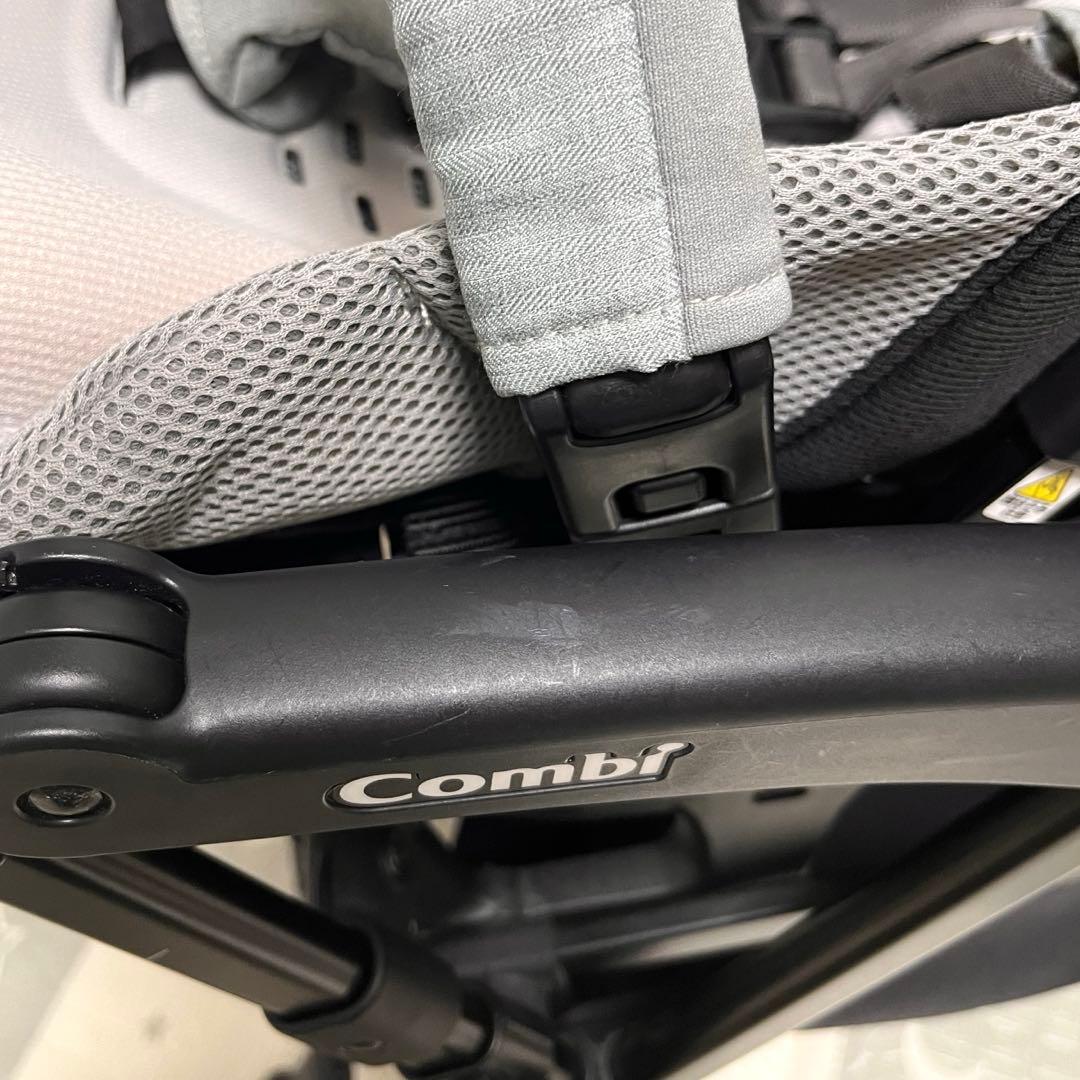 Combiベビーカー　スゴカルminimo