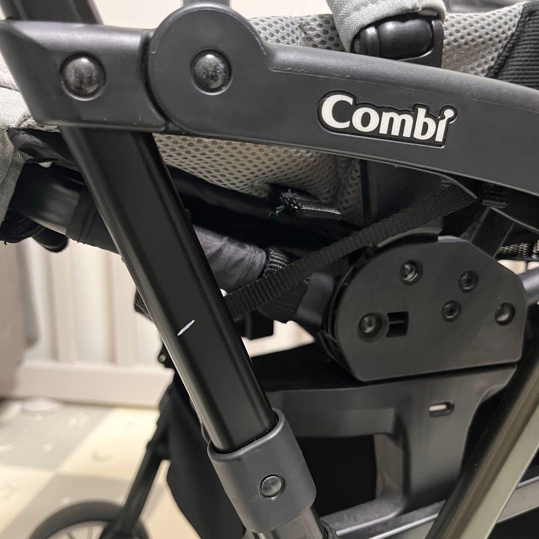 Combiベビーカー　スゴカルminimo
