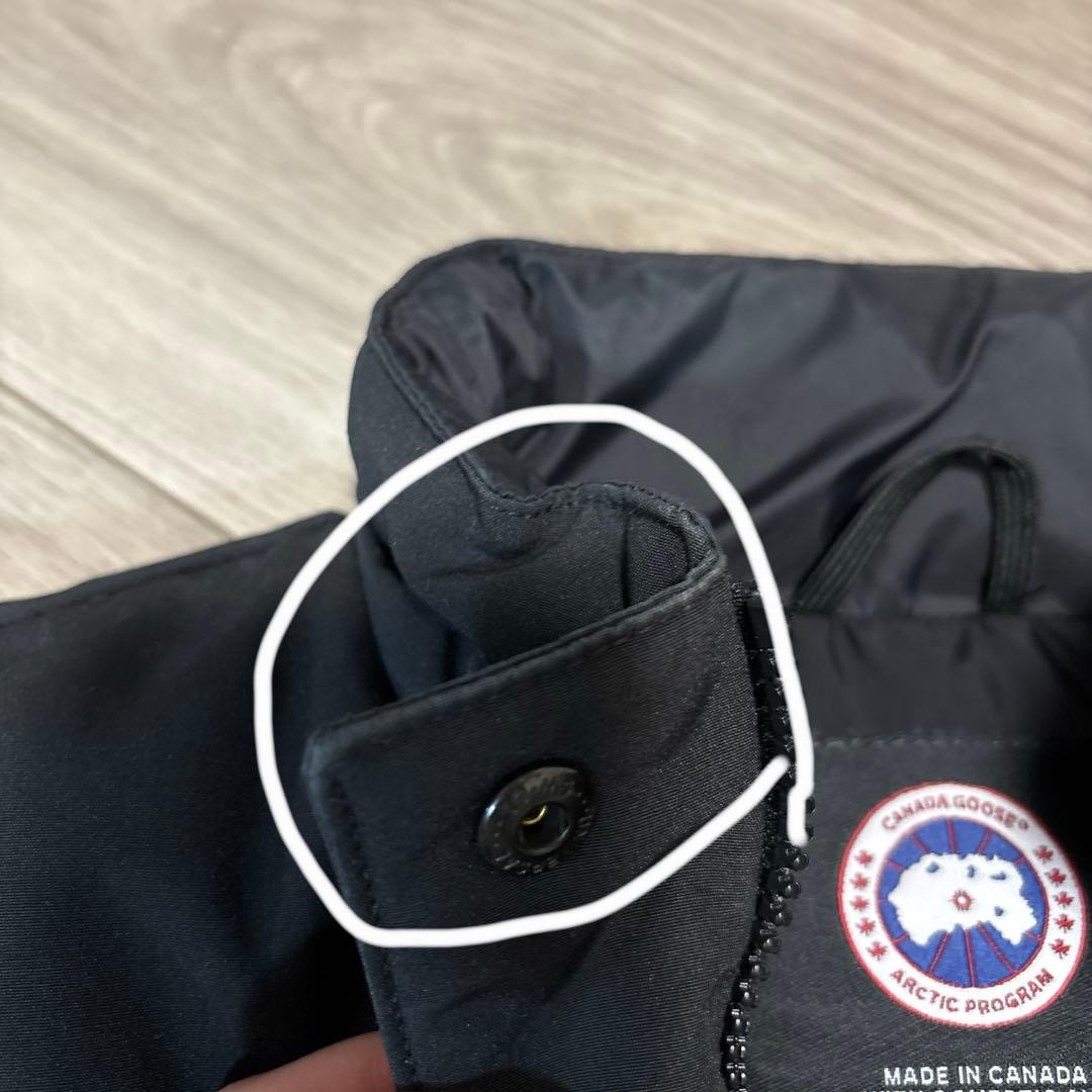   ブラック　ダウンベスト