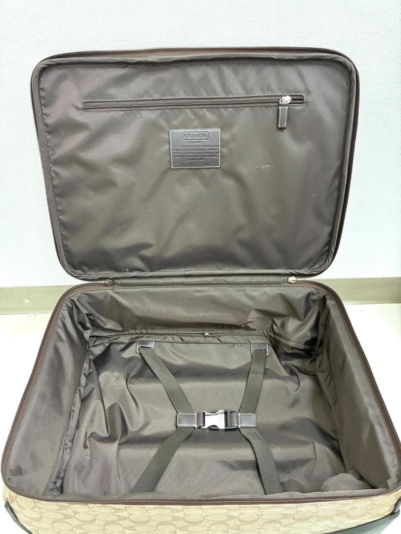 25W10-157 コーチ キャリーケース スーツケース PVC シグネーチャー