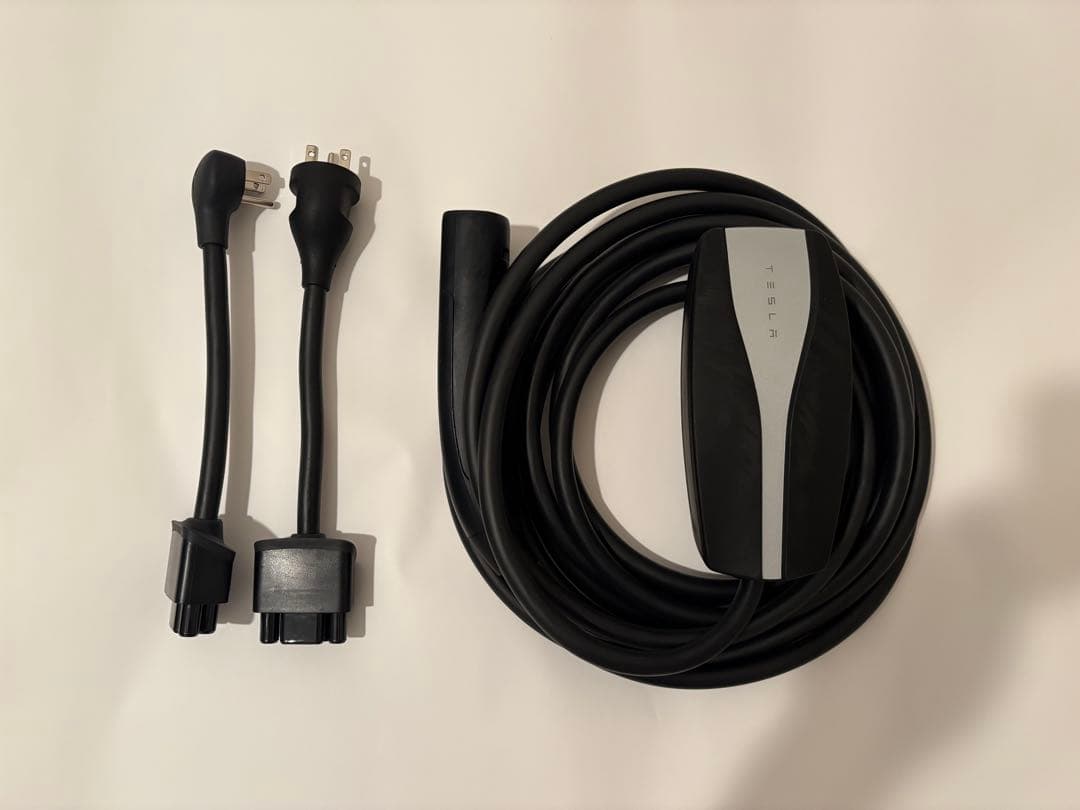 テスラモバイルコネクター、GEN IIモバイルコネクター