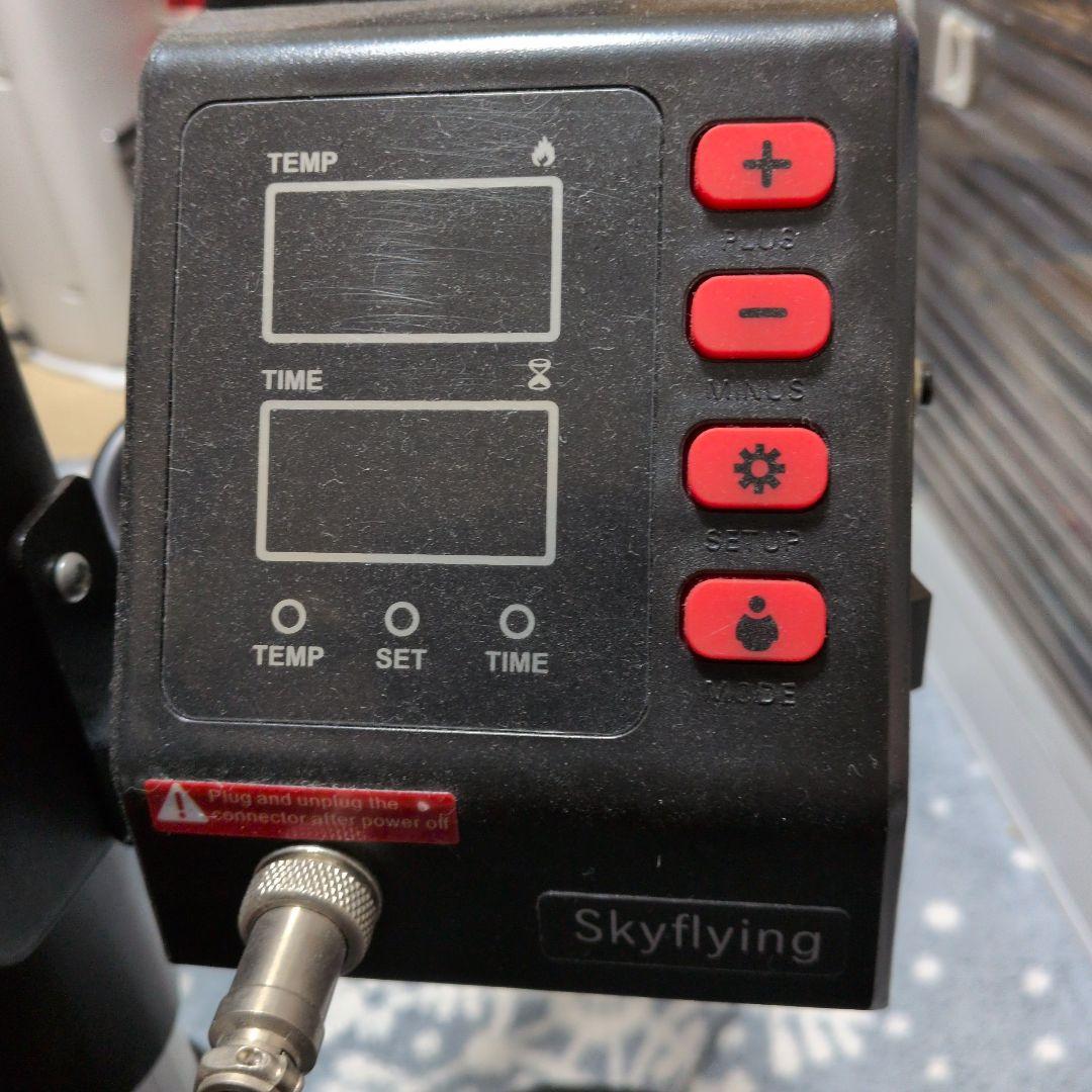 熱転写プレス機本体