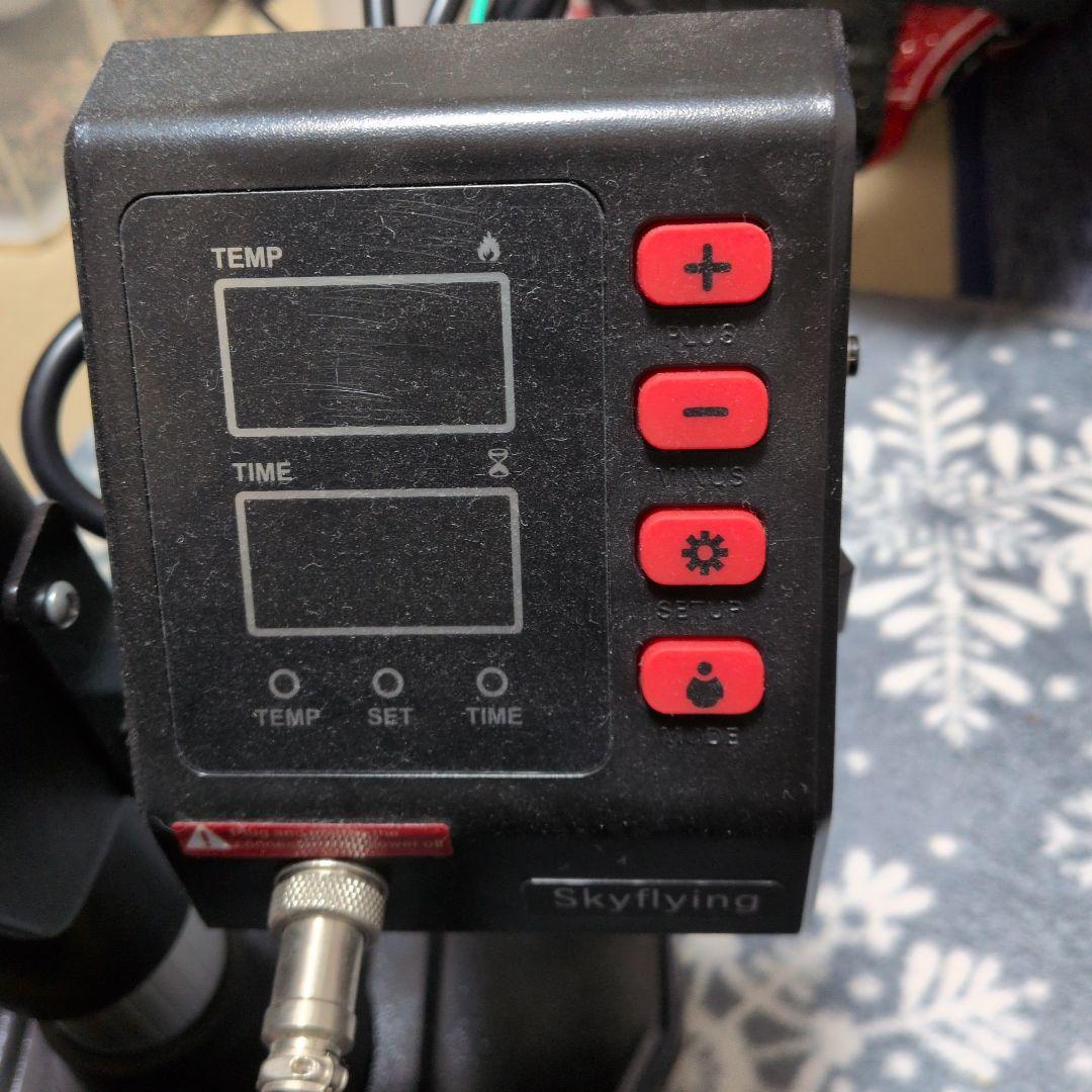 熱転写プレス機本体