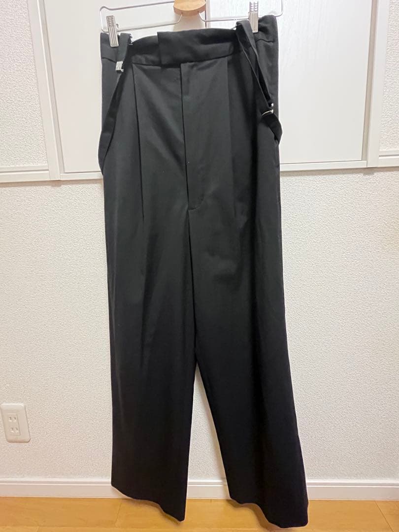 ウーハデリCALMERサスペンダーパンツ