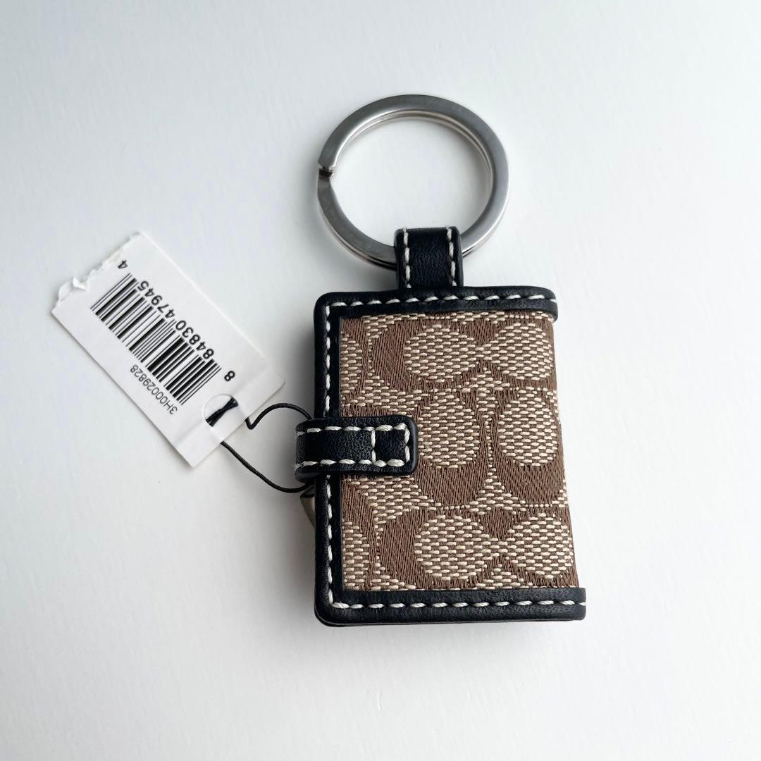 コーチ バッグチャーム ピクチャーフレーム ハート シグネチャー 新品保管