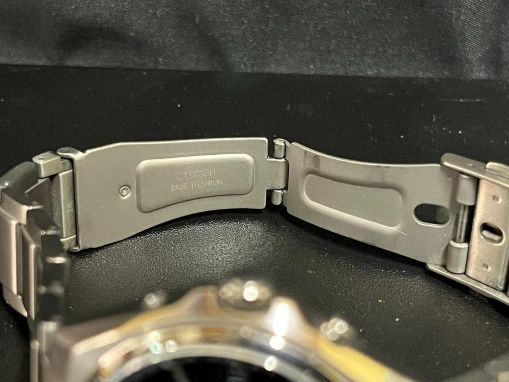 ◆CITIZEN シチズン アテッサ 電波ソーラー 腕時計　08170