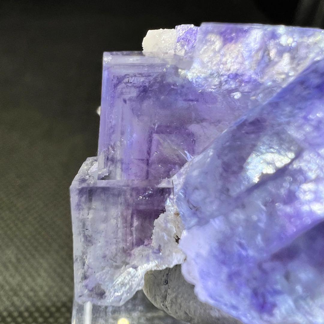 ヤオガンシャン産　パープルゾーニング　ブルーウィンドウ　フローライト