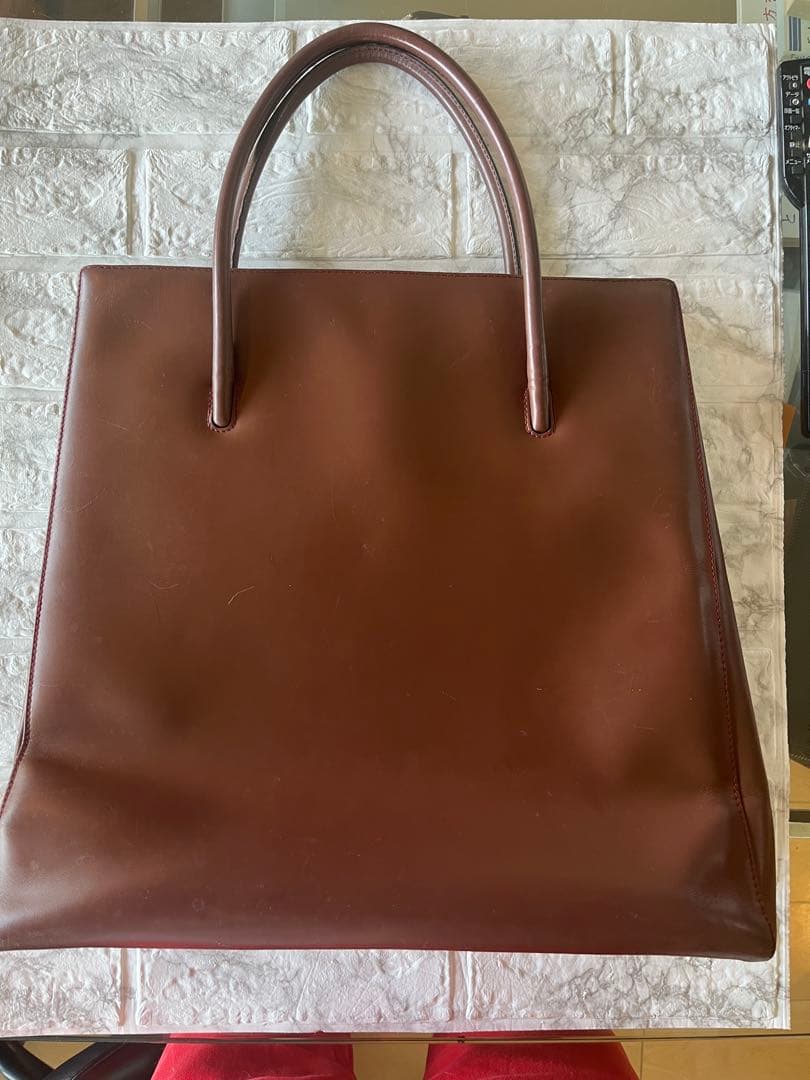 カルティエマストライントートバック