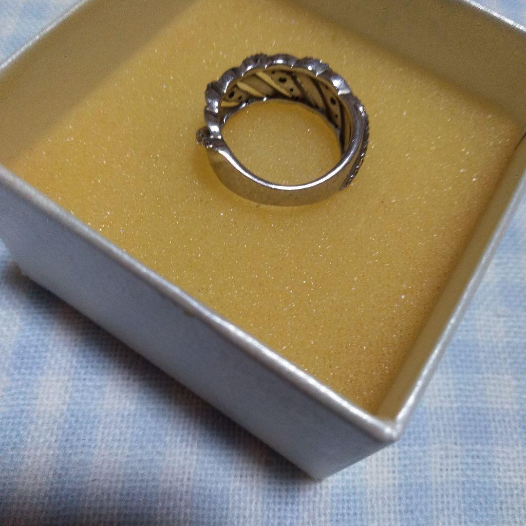 エステール　ゴージャスリング　プラチナシルバーPS