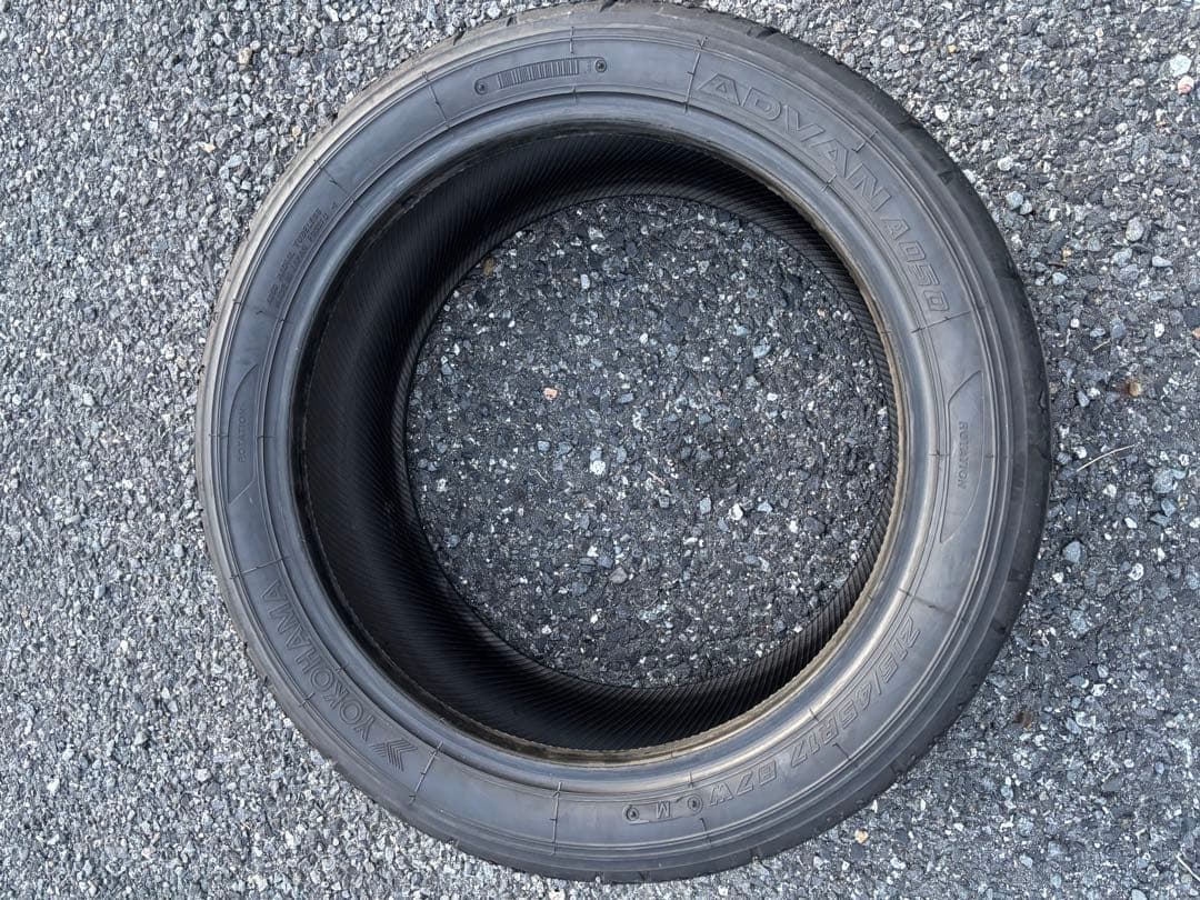 YOKOHAMA ADVAN A050 Mコンパウンド 215/45 R17