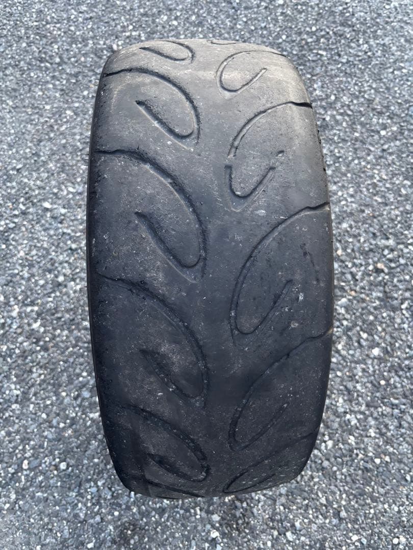 YOKOHAMA ADVAN A050 Mコンパウンド 215/45 R17