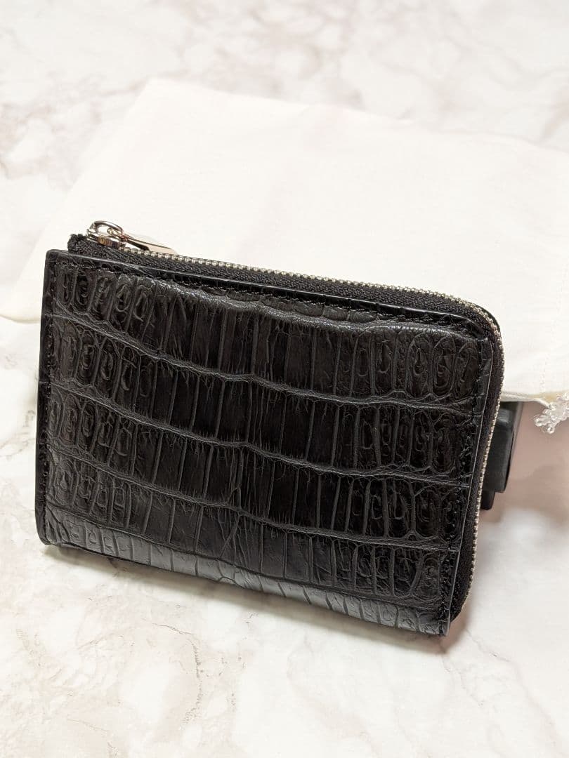 【新品未使用／コンパクト財布】クロコダイル本革　マットブラック